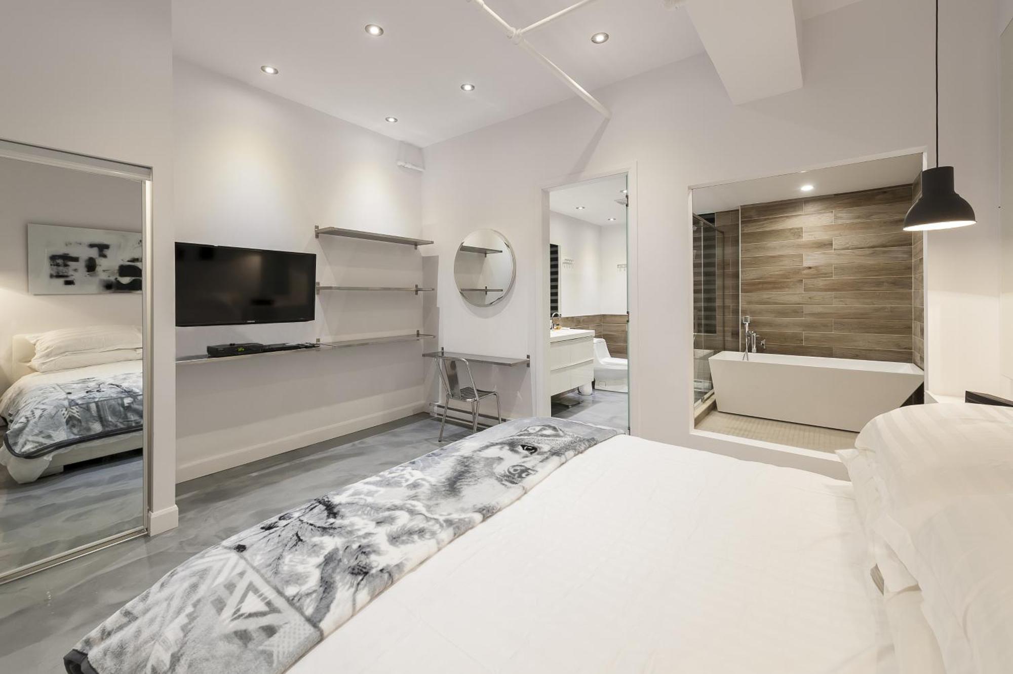 The Holland Hotel By Simplissimmo Montréal Eksteriør bilde